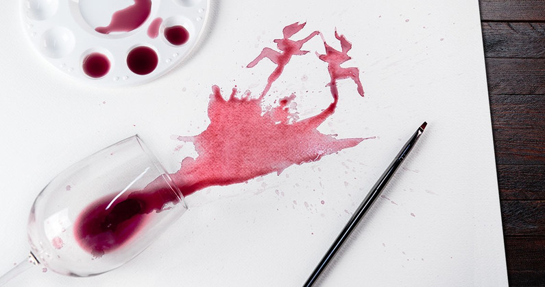 Мастер-класс по живописи красным вином «Краски любви» в отеле «SMOLINOPARK».