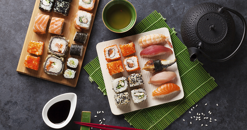 Вкуснейшие сеты от службы доставки суши «KATSURA».