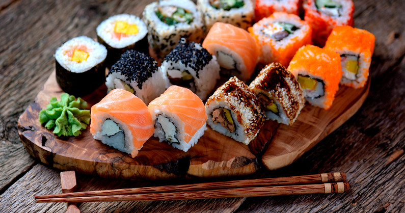 Суши, роллы и наборы в сети суши-маркетов «СушиBox».