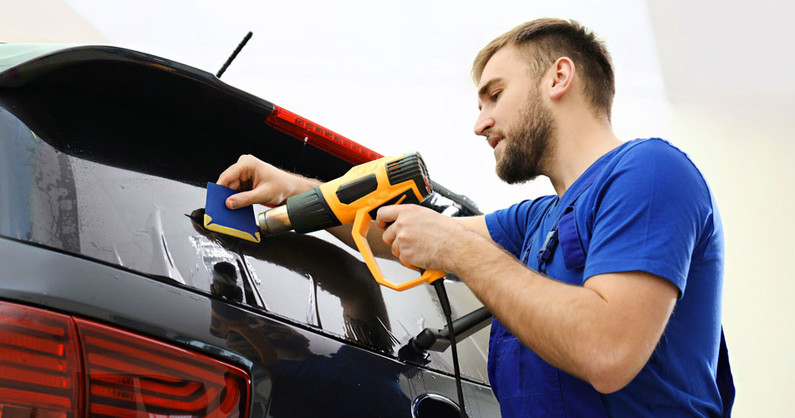 Тонирование стекол автомобиля энергосберегающей пленкой, защита автомобиля от сколов и царапин от компании «TonerTop».