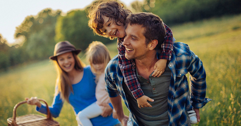 Проживание в домиках «Комфорт» и летних домиках на базе отдыха «Комфорт», на берегу озера Касарги.