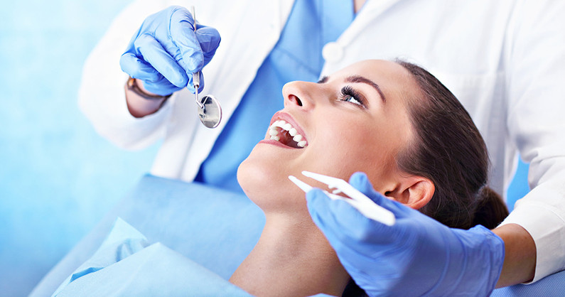 Лечение пульпита, кариеса, гигиена полости рта, реставрация зубов, удаление зуба, установка коронки, консультация стоматолога-ортопеда в стоматологическом кабинете «Медея».