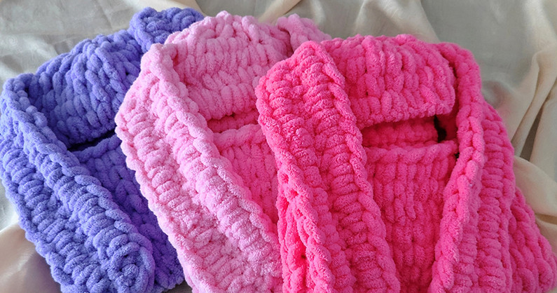 Балаклавы с ушками для детей и взрослых от компании «Julia_hats_club».