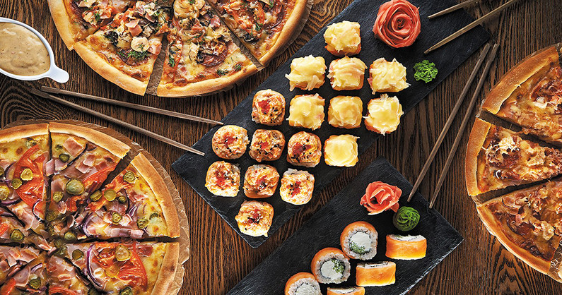 Сеть доставки еды «Аппетит»: наборы суши и пицца.