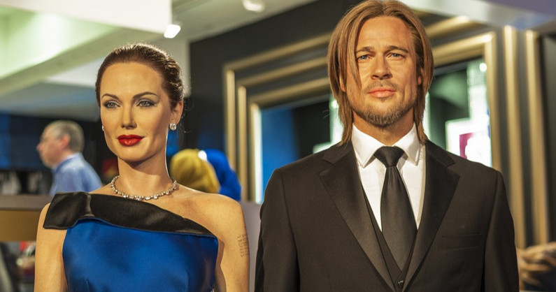 Билеты в музей восковых фигур из Санкт-Петербурга для взрослых и детей.