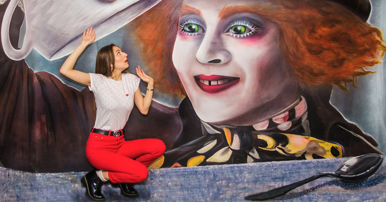 Парк развлечений «Dreamland Park» на Кировке: «Музей иллюзий», «Дом великана», «Внеземной контакт», «Лабиринт страха», «Побег из тюрьмы», «Дом вверх дном», «Бей посуду».