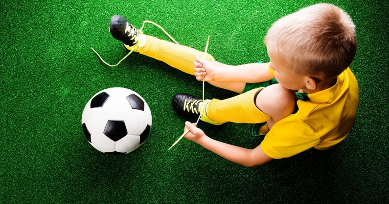 Детский футбол и детский оздоровительный цигун в центре спортивной подготовки «Спарта».