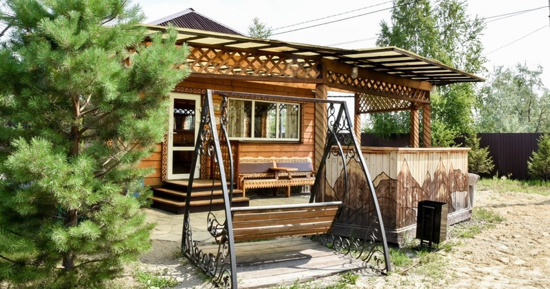 «Суворовские бани»: аренда теплых домиков-беседок с крытой мангальной зоной.