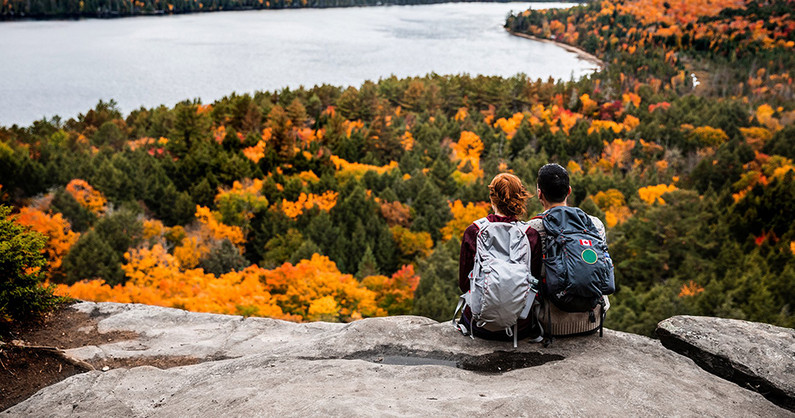 Автобусные туры от экскурсионного клуба «Активный отдых»: «Оленьи ручьи», пещера Дружба, Сугомак, гора Малиновая, Семибратка, Чёрная скала, Таганай, Каменная река, Александровская сопка.