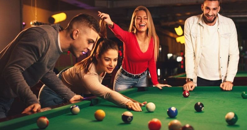 Бильярдный клуб «Золотой кий»: пул, русский бильярд, занятия по обучению игре в пул для взрослых и детей.