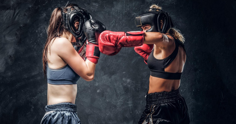 Бокс, кикбоксинг, тайский бокс, рукопашный бой, боевое самбо, ушу-саньда, вьетнамское боевое искусство, всестилевое каратэ в детско-юношеском спортивном центре единоборств.