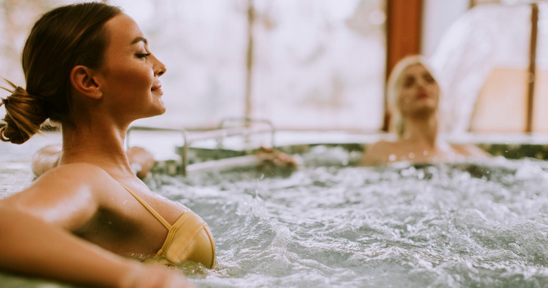 Территория тайского SPA «Тай Вай»: массаж и посещение термального курорта «Лето» в РК «Мегаполис».